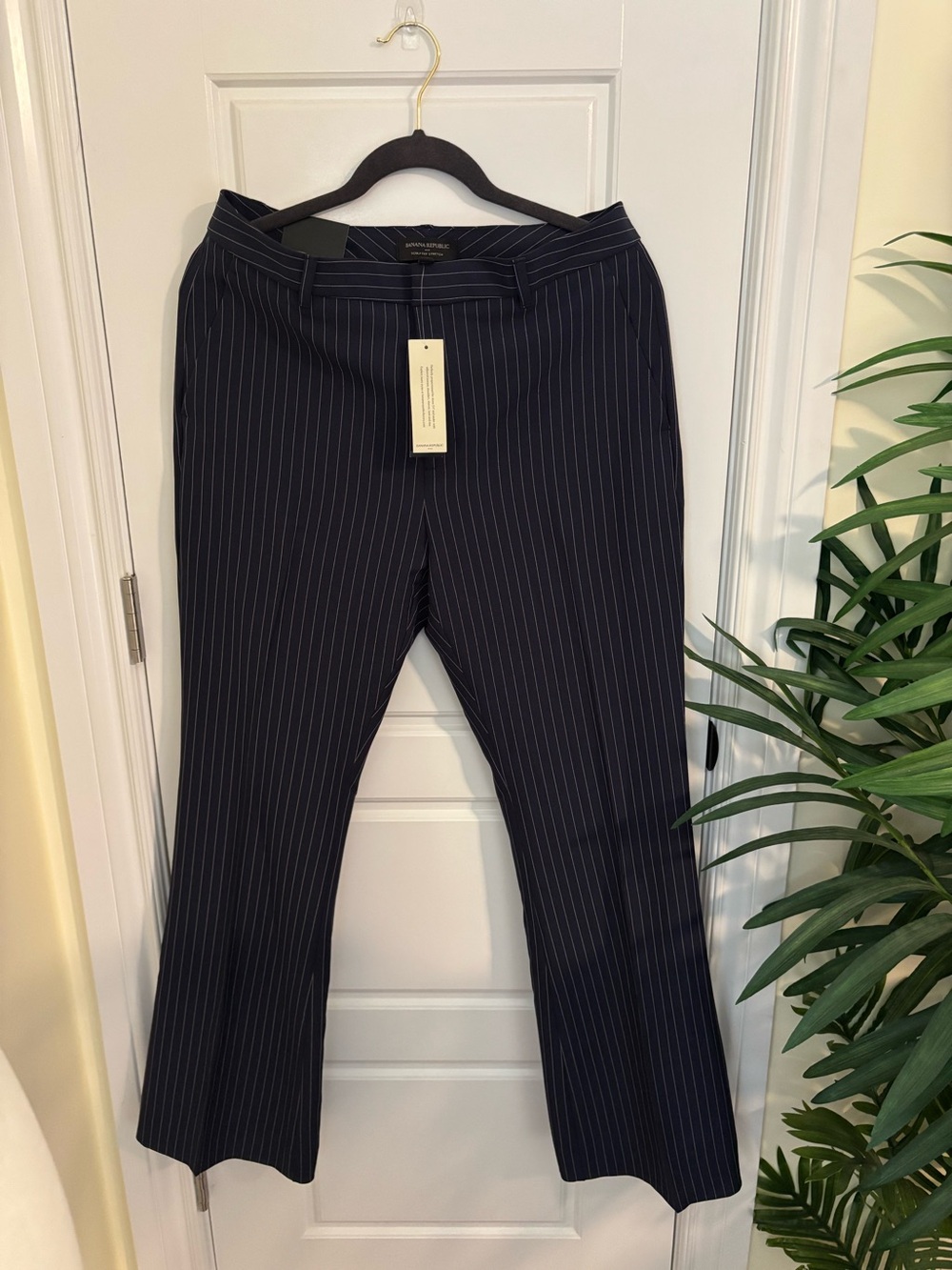 NWT Banana Republic Navy Pinstripe Sculpted Stretch Trousers